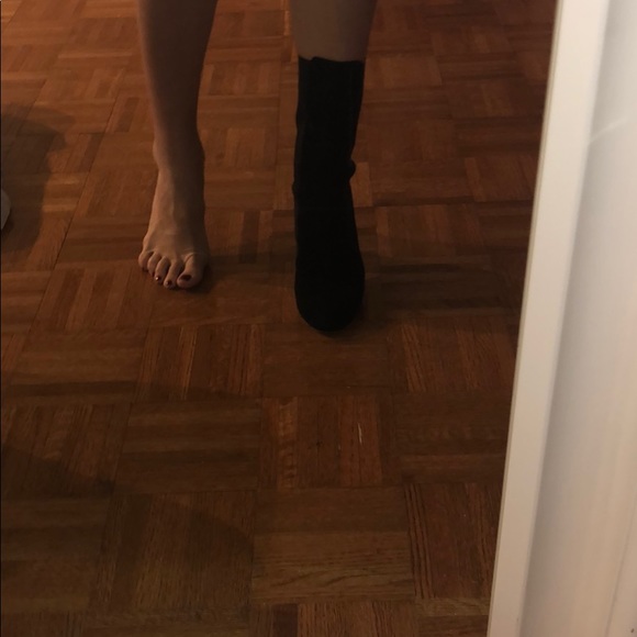 Alaia black suede boot - Picture 7 of 7